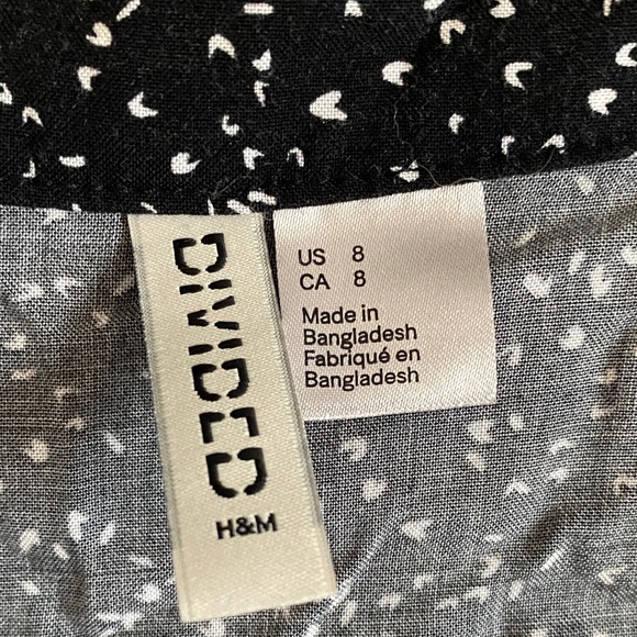 Divided Black Long Sleeve Dress with White Speckles - Picture 2 of 8